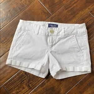 AE white stretch shorts
